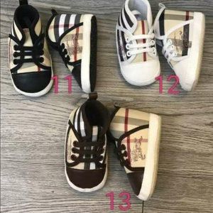 Meet your Posher, Ariela